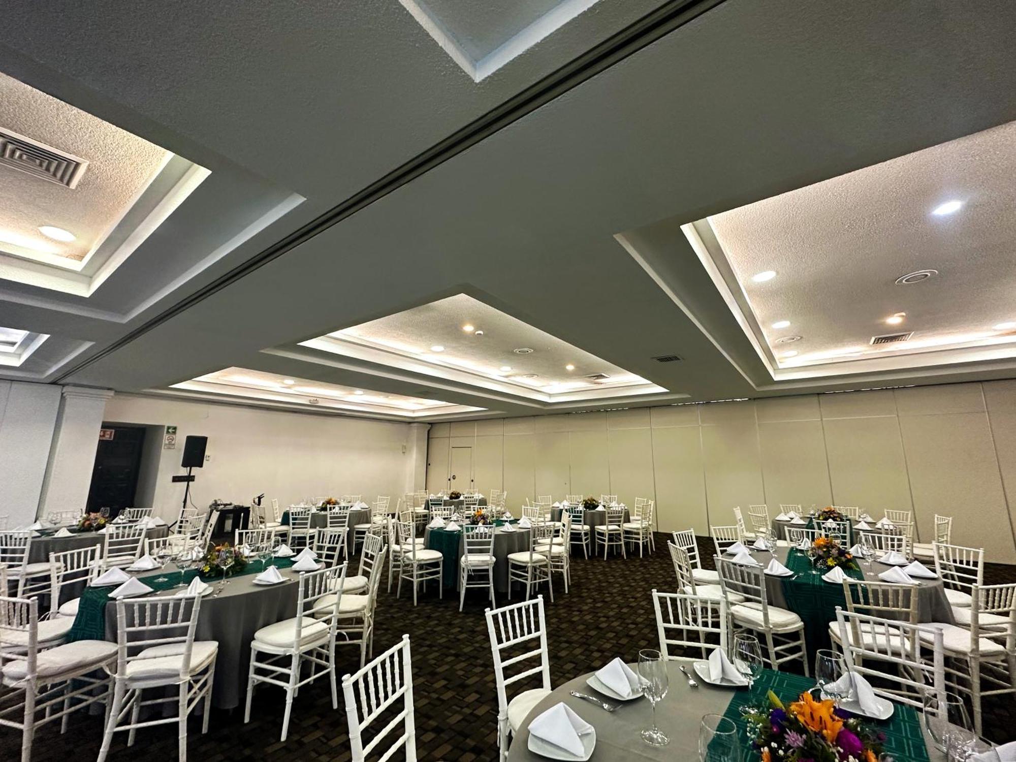 Inhouse Obregon Hotel Ciudad Obregon Exterior photo