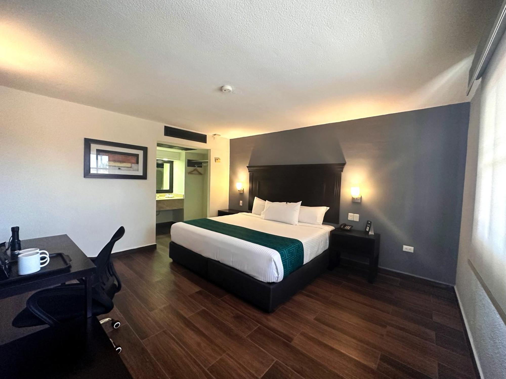 Inhouse Obregon Hotel Ciudad Obregon Exterior photo