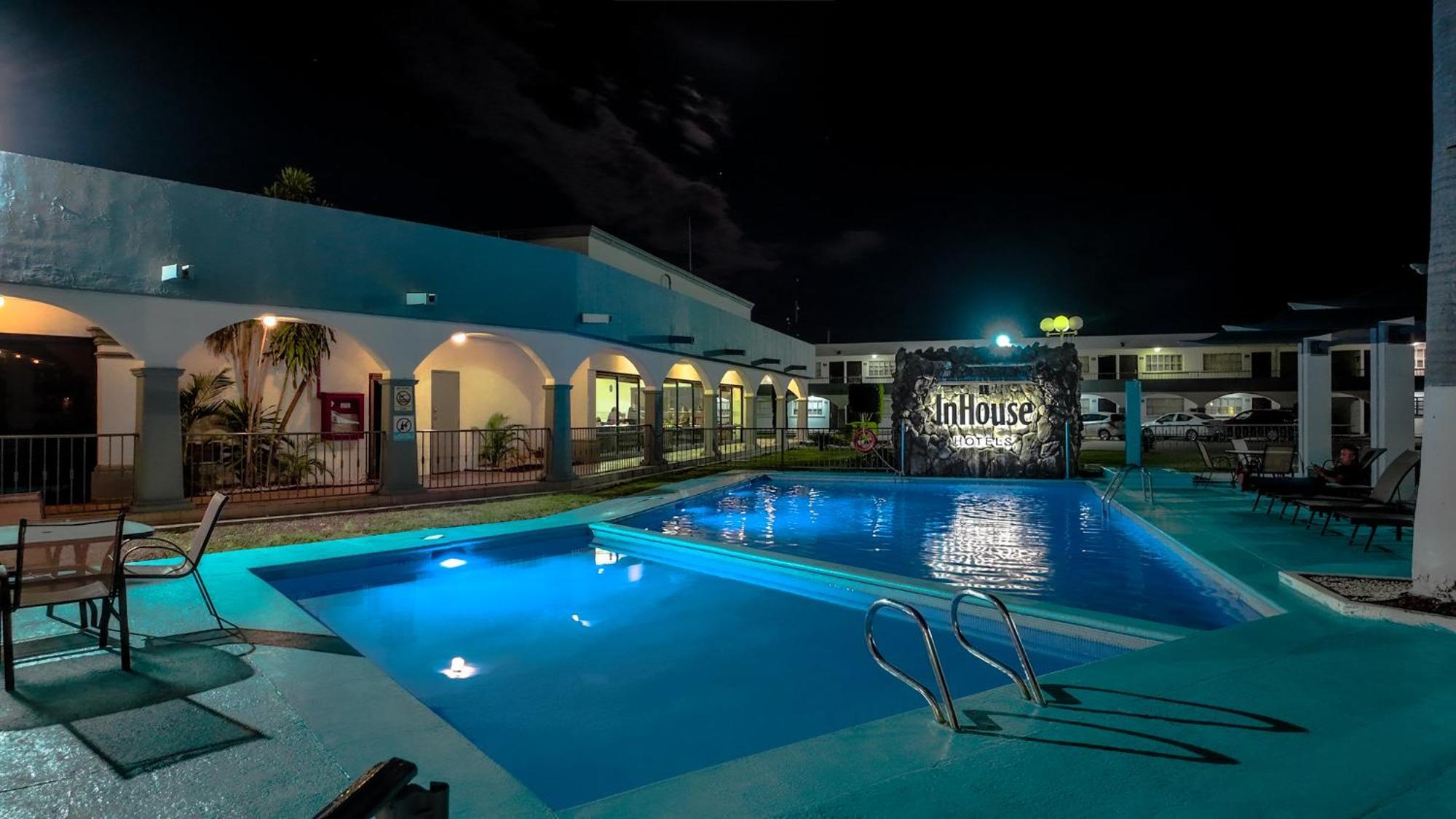 Inhouse Obregon Hotel Ciudad Obregon Exterior photo